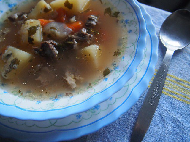 Бистра супа от телешко рагу