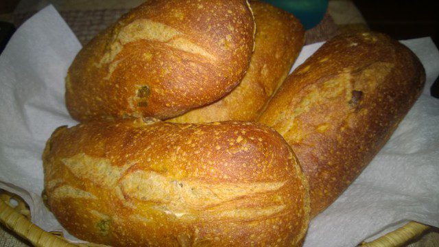 Хрупкави маслинови хлебчета