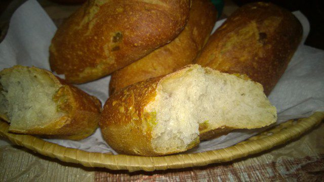 Хрупкави маслинови хлебчета