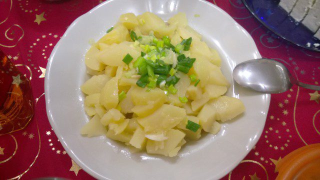 Традиционна картофена салата