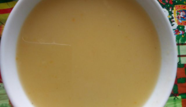 Картофена крем супа с масло и сметана