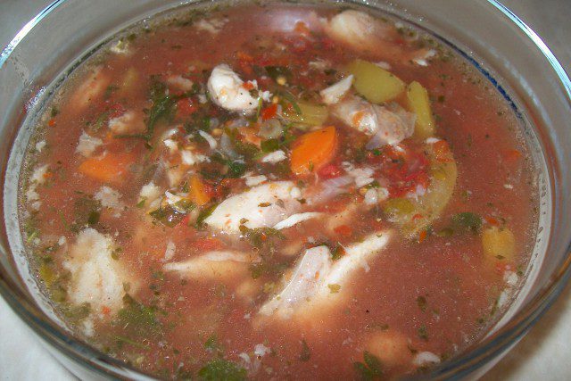 Рибена супа със зеленчуци