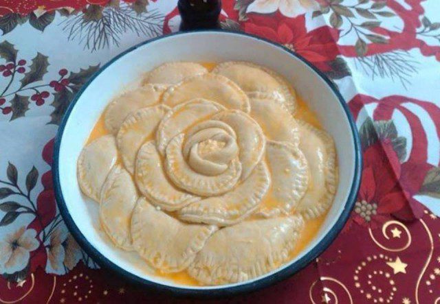 Питка Роза с готово тесто и сирене