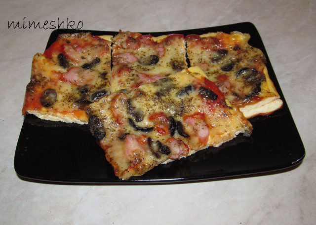Пица с пилешко и маслини