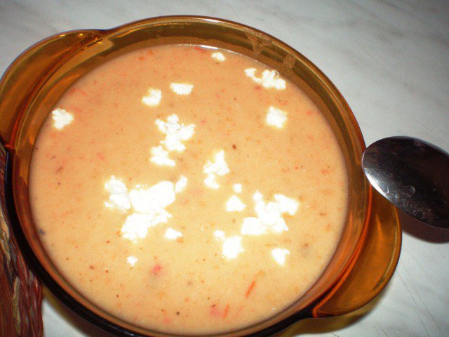 Крем-супа от консервирани домати
