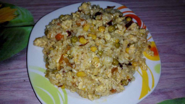 Ориз със зеленчуци по китайски