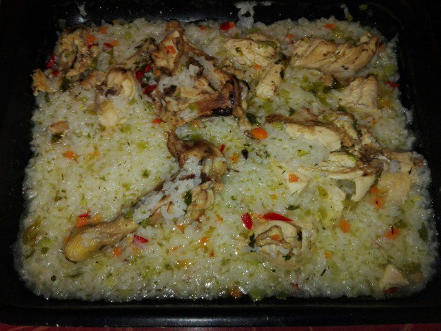 Бял ориз пиле и куркума