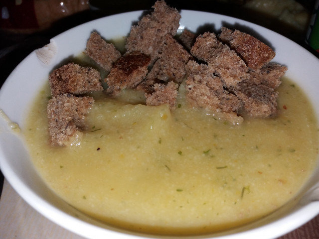 Веган крем супа с картофи и карфиол