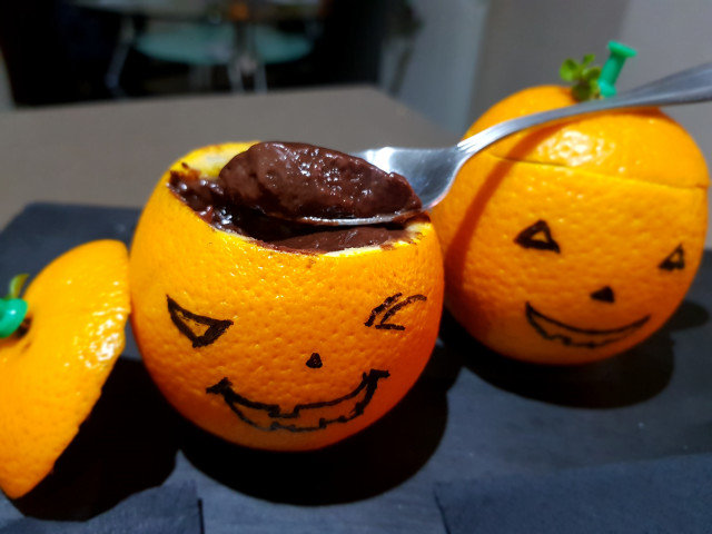 Портокалово-шоколадово кремче за Хелоуин