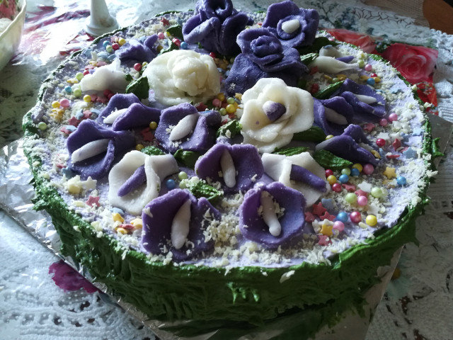 Торта с цветя от фондан