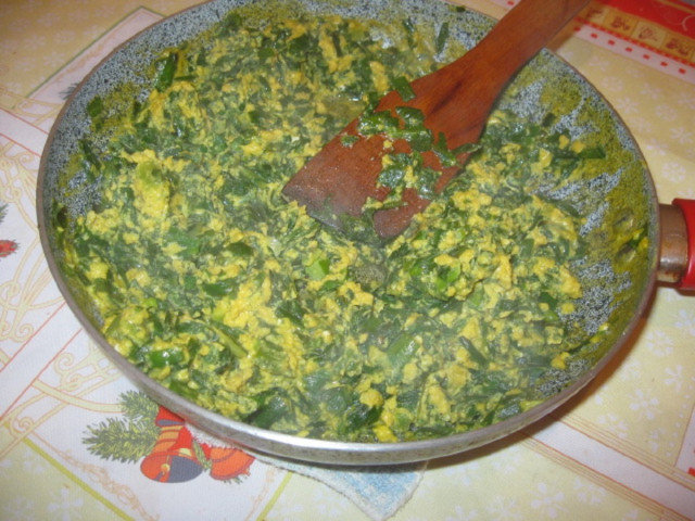 Яйца със зелен лук
