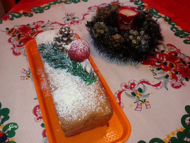 Коледен кекс със сушени плодове