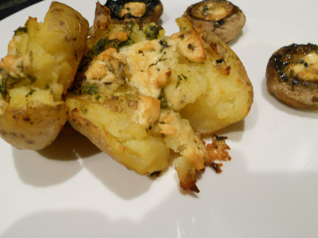 Запечени картофи по провансалски