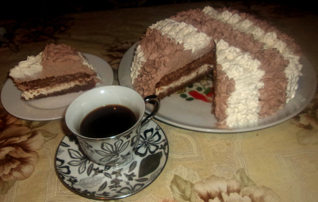 Торта с крем Шантили