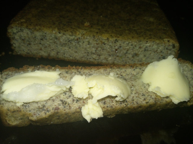 Палео хлебче в хлебопекарна