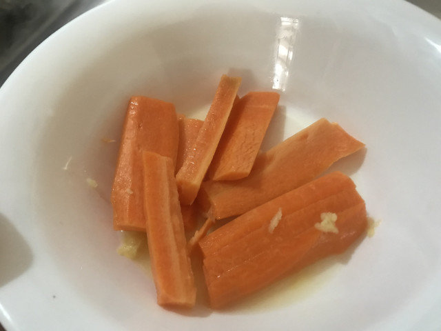 Мариновани морковчета