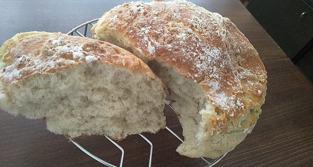 Бъркан домашен хляб по рецепта на Теодора Титова