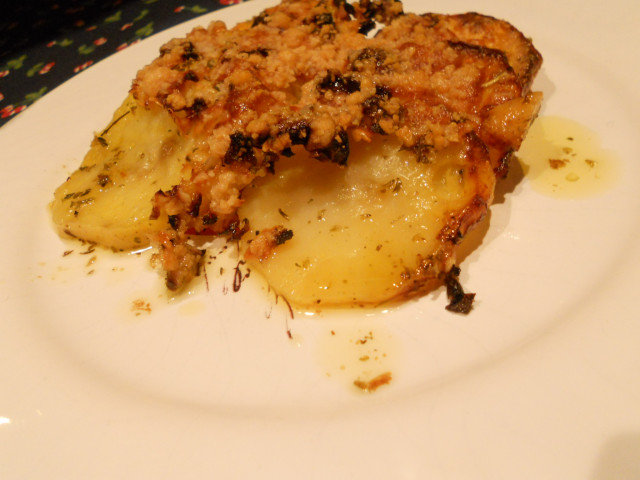Картофи на фурна с хрупкава коричка от сирена
