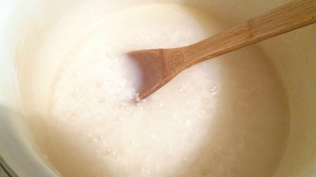 Оризова крем супа с лопуш и брашно от коприва