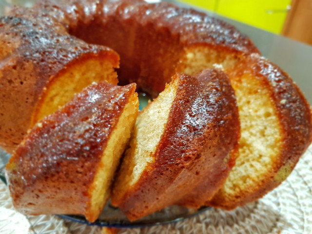 Кекс с маслена глазура (Kentucky butter cake)