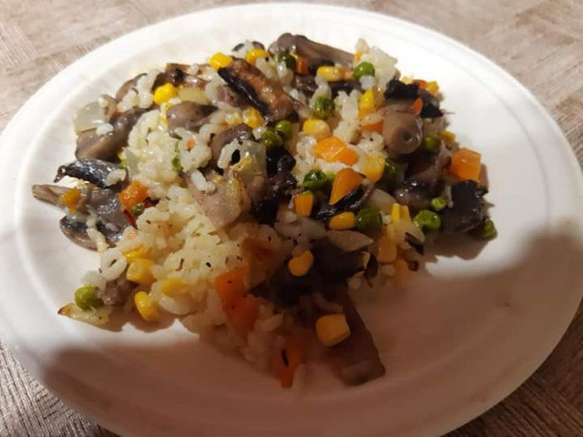 Ориз с Чесън и Зеленчуци