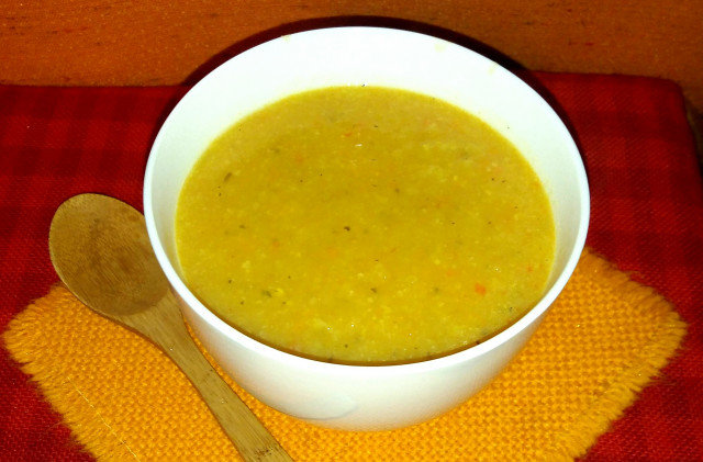Есенна крем супа с карфиол, ряпа и зелени домати