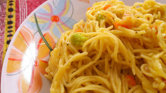 Експресни спагети с броколи Романеско