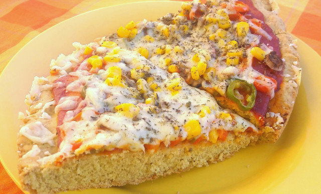 Царевична питка-пица с гъби