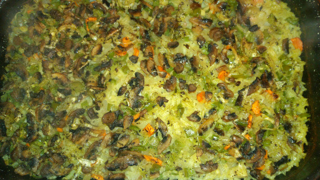 Ориз с гъби и зеленчуци на фурна