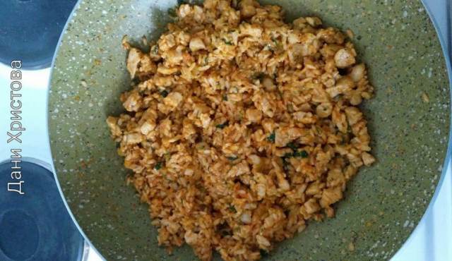 Пълнени тиквички Ротондо с пилешко и ориз