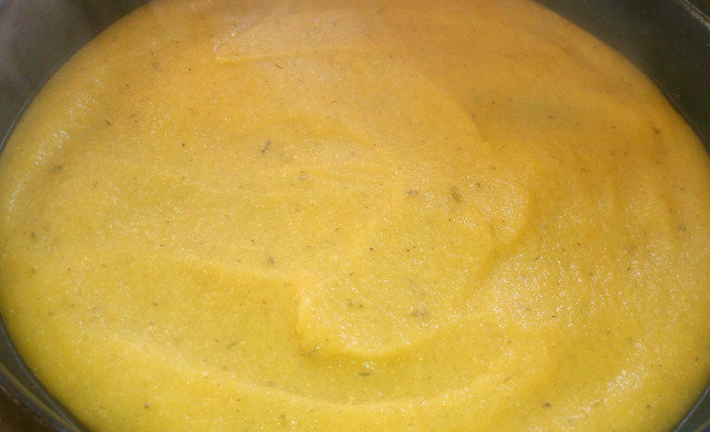 Качамак на фурна с кисело зеле и зеленчуци