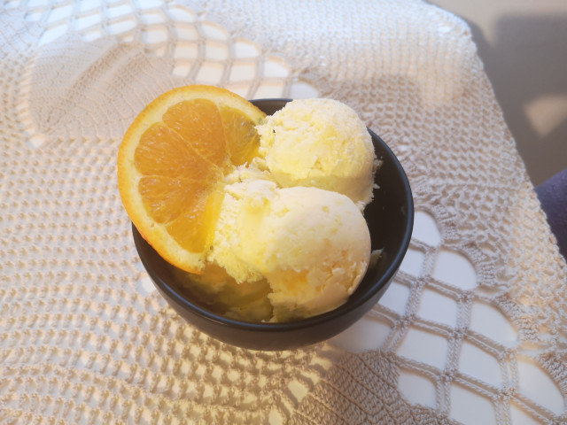 Домашен портокалов сладолед