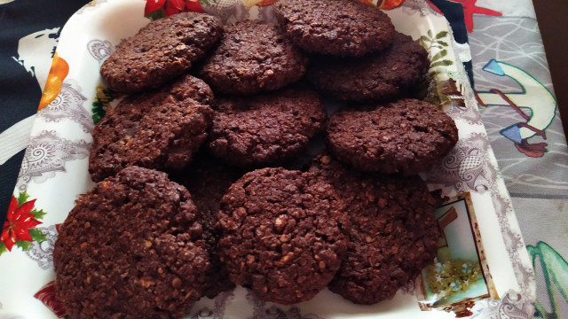 Овесени бисквити с шоколад и кокосови стърготини