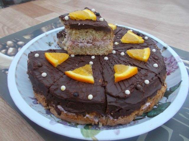 Пълнозърнест кекс с шоколад и портокал