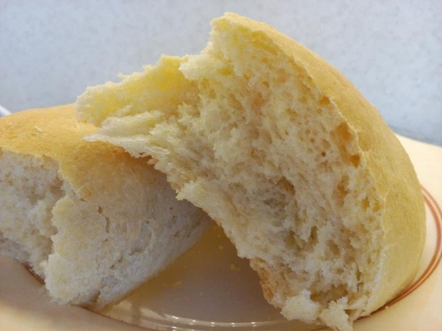 Кашкавалени хлебчета