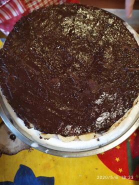 Лесна шоколадова торта с готови блатове