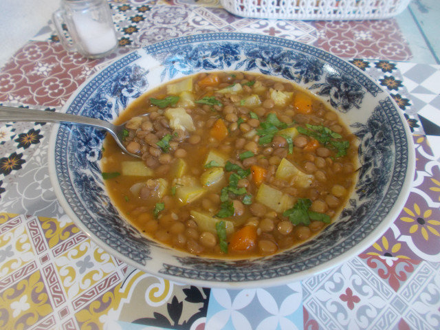 Супа от леща и тиквички