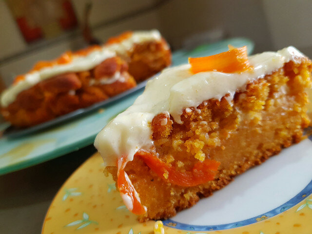 Веган торта с моркови