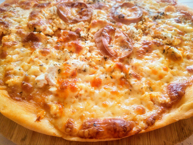 Лимецова пица с четири сирена