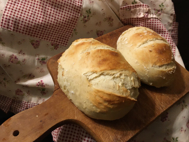 Занаятчийски домашен хляб