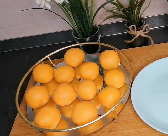 Сладки фалшиви портокали
