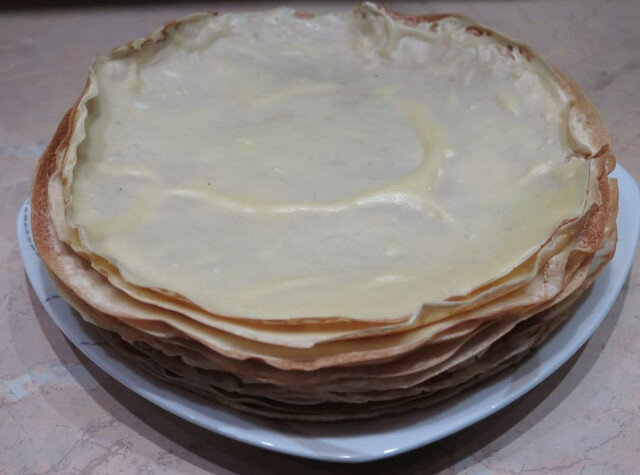 Палачинкова торта с маскарпоне