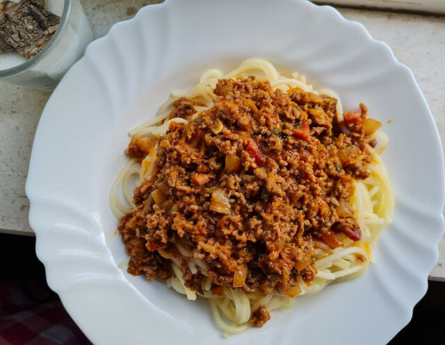 Любимите класически спагети Болонезе
