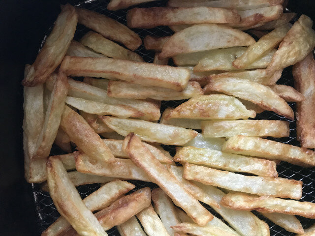 Пържени картофки в еър фрайър