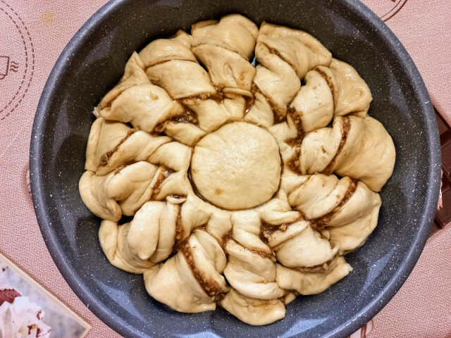 Лимецова медена погача с орехи за Петковден