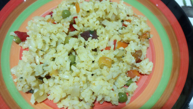 Ориз със задушени зеленчуци