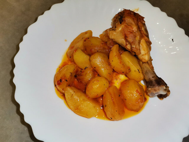 Бабина манджа с картофи и пиле