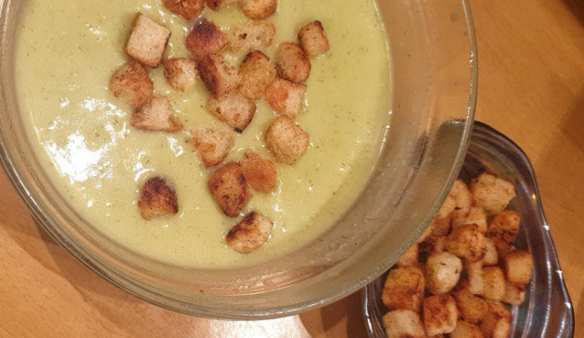 Крем супа с броколи и картофи