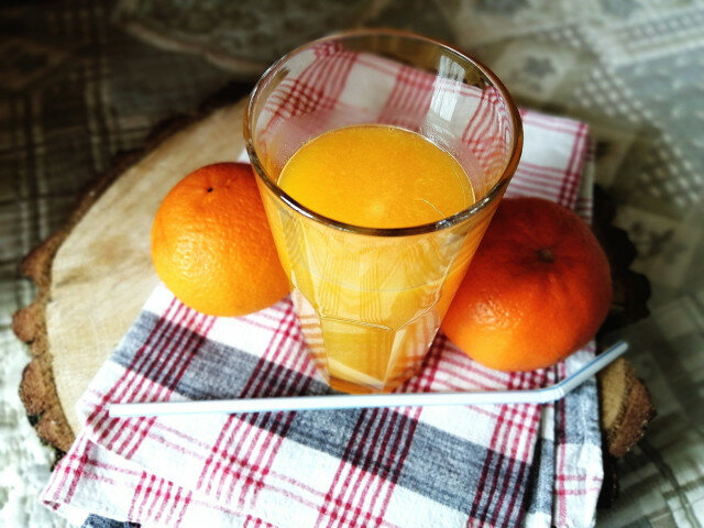 Фреш с портокал и мандарини