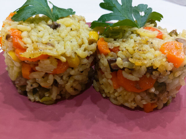 Варен ориз със зеленчуци